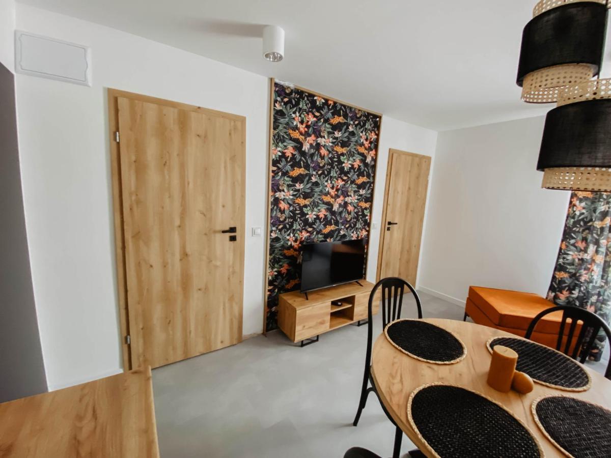 Cztery Pory Roku Apartment Wiele Luaran gambar