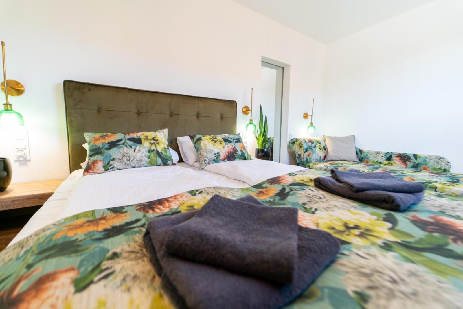 Cztery Pory Roku Apartment Wiele Luaran gambar